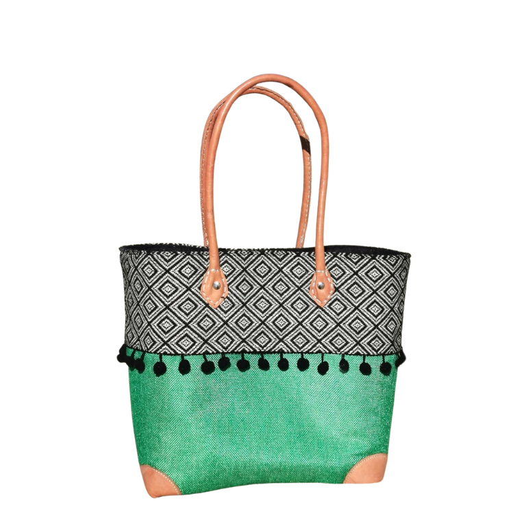 Sac pompon tribal