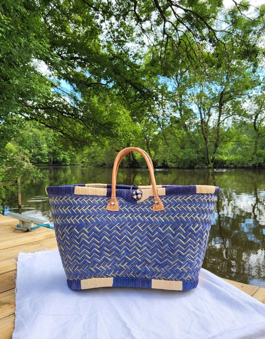 Paniers colorés en fibres naturelles