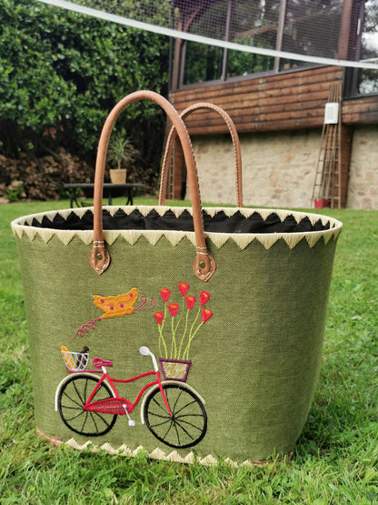 Panier tournée fleurie
